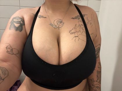 goldenskinbaby OnlyFans picture