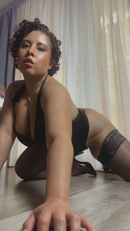 lolalovez23 OnlyFans picture