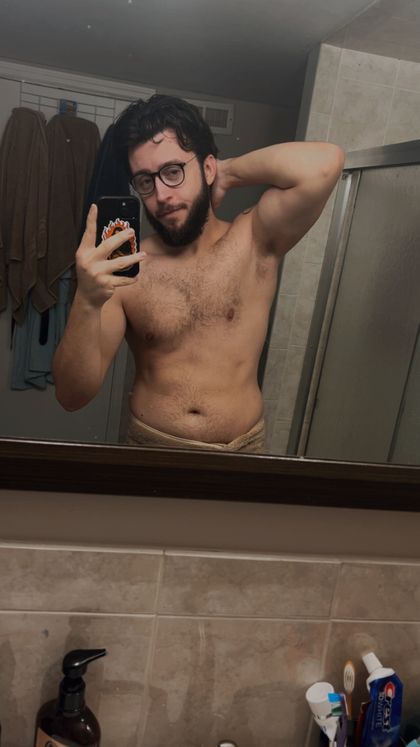 beardedfern OnlyFans picture