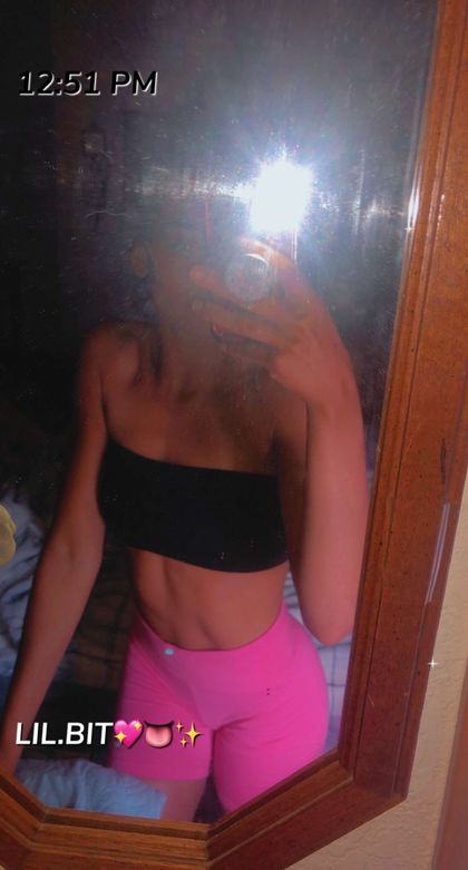 lilnia OnlyFans picture