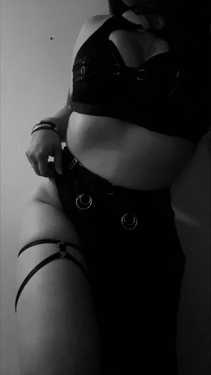 juliechingching OnlyFans picture