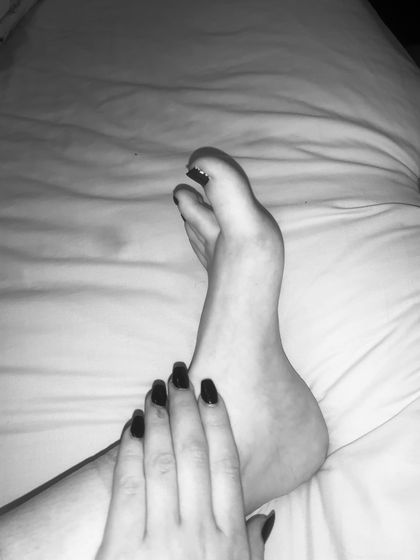 sexyyoungfeet OnlyFans picture