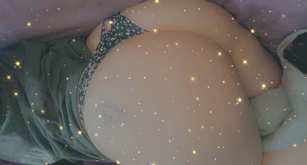 hazeleyes_cherubthighs OnlyFans profile picture