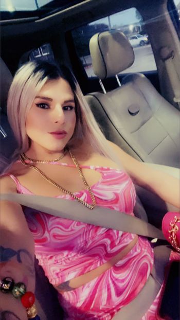 Bella joseline