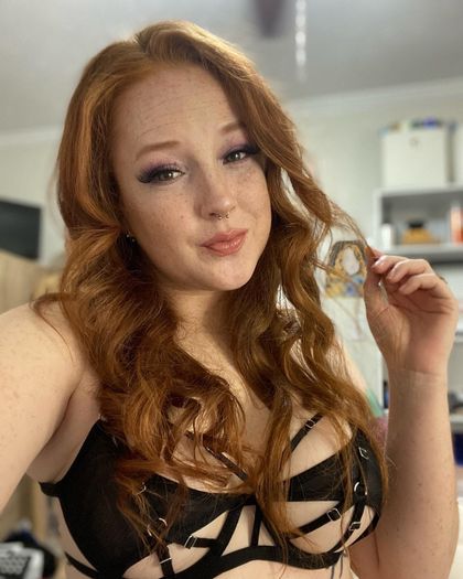 poison_ivee OnlyFans picture