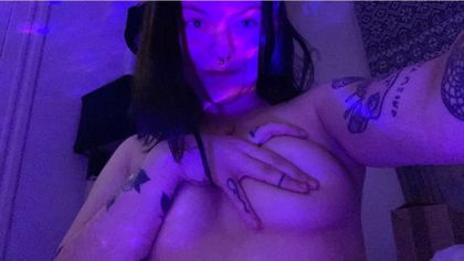tattooedbiatch OnlyFans picture