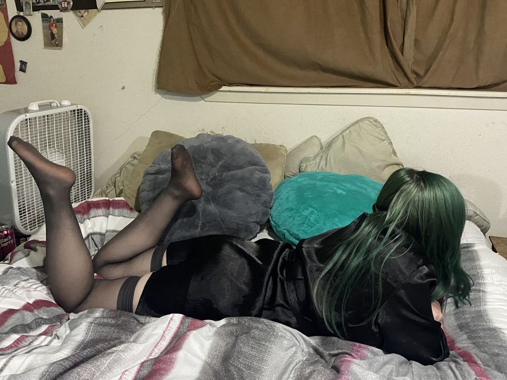 tinyfeet2256 OnlyFans profile picture