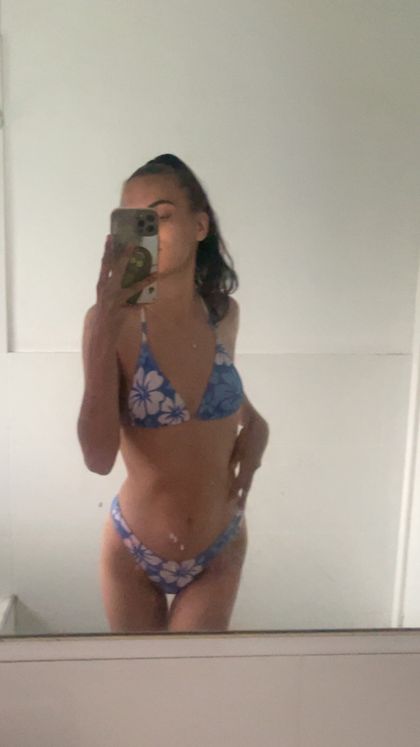 chellybell_03 OnlyFans picture