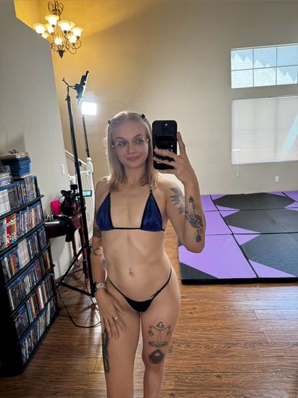 ashleeyyhooee OnlyFans picture