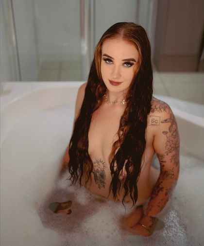 yourblueeyedbrat OnlyFans picture