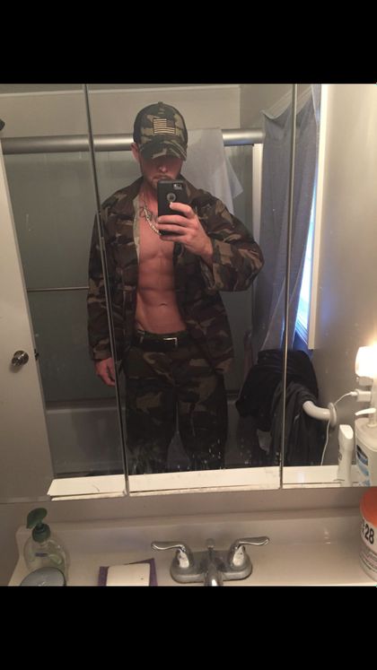 brett6111 OnlyFans picture