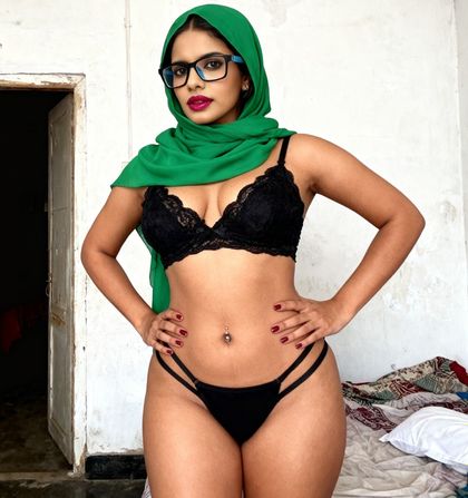 fatimalilyrandi OnlyFans picture