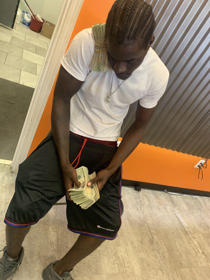 bigsharkk OnlyFans picture