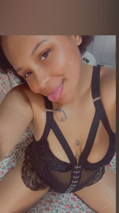 essalynnxo OnlyFans picture