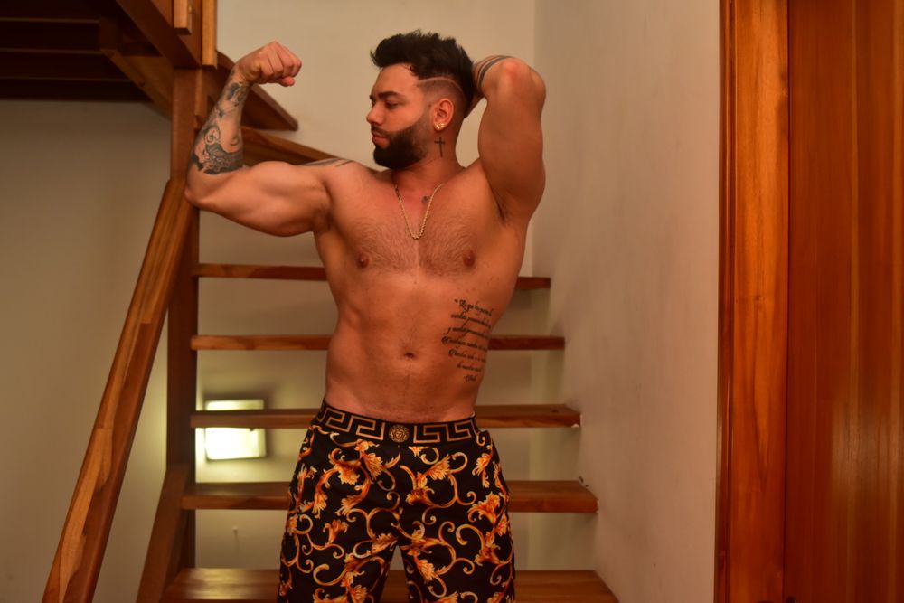 alejandro_valencia3 OnlyFans profile picture