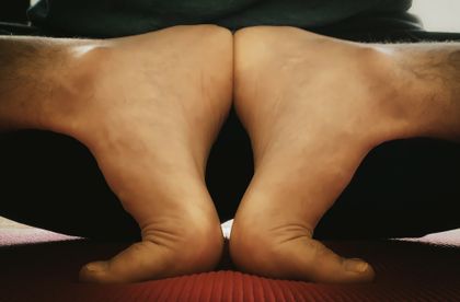 piesdeyogifeet OnlyFans picture