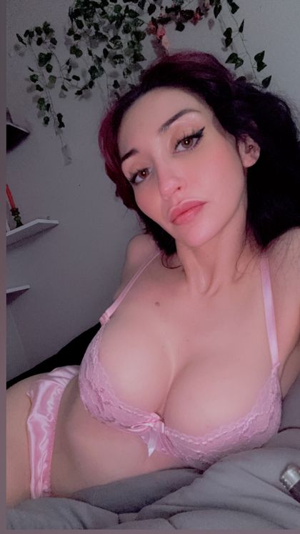 akaskarlet OnlyFans picture