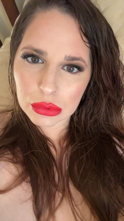 theliplounge OnlyFans picture