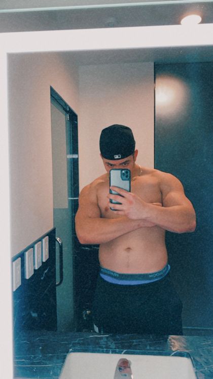 papi2fresh OnlyFans picture