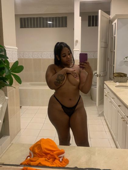 luciiana13 OnlyFans picture