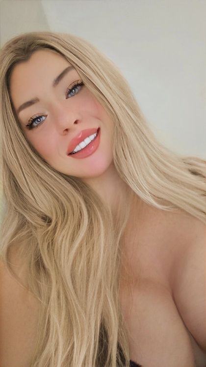 megansplash OnlyFans picture