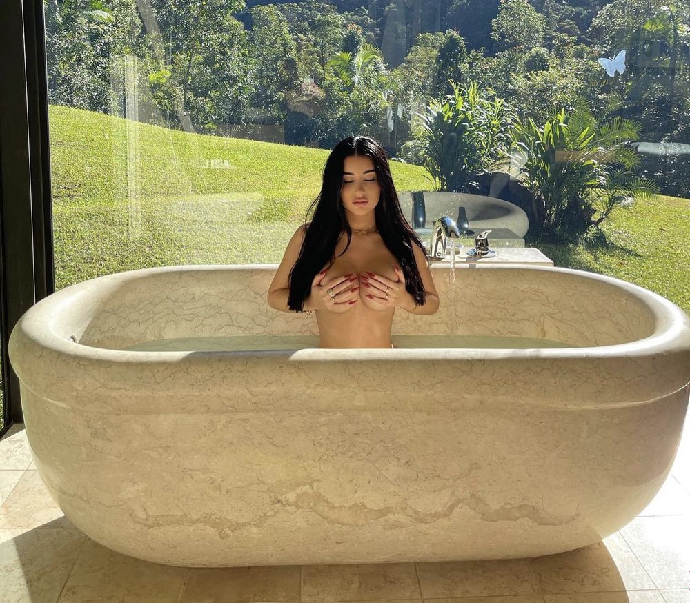 anna_paulaa OnlyFans profile picture