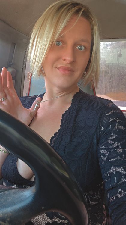 sultryblonde07 OnlyFans picture