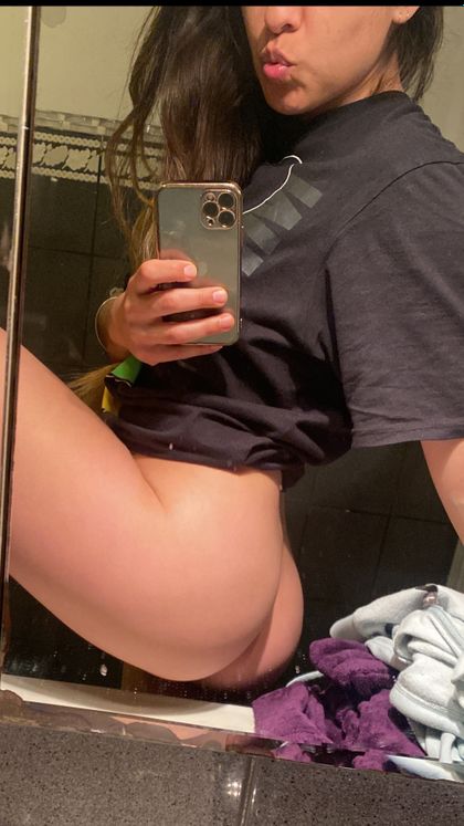 sofihoneytongue OnlyFans picture