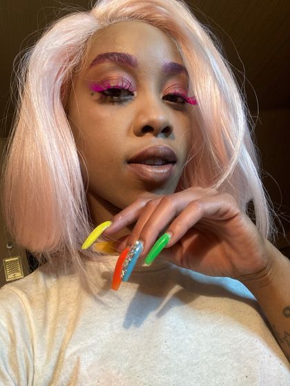 queenzi OnlyFans picture