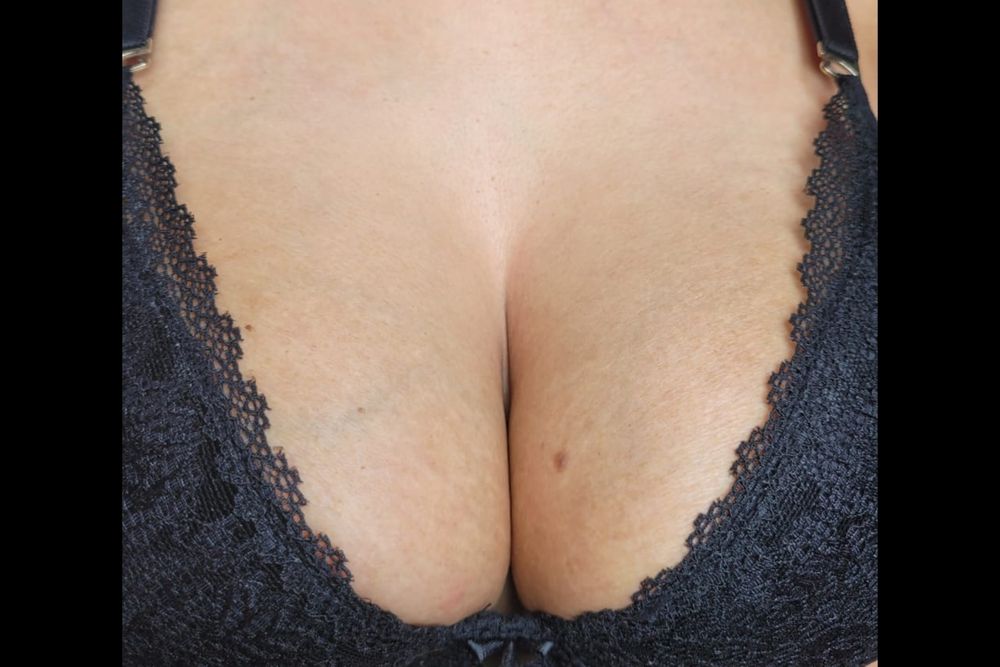 twinmelonsof OnlyFans profile picture