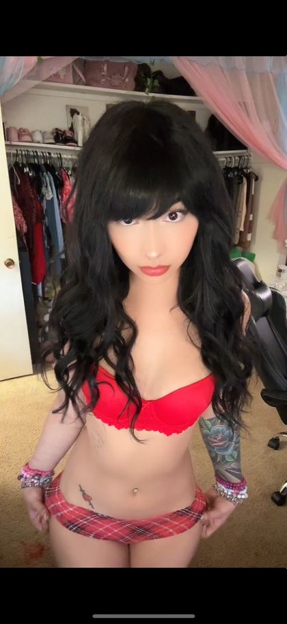 yourtokengirl OnlyFans picture
