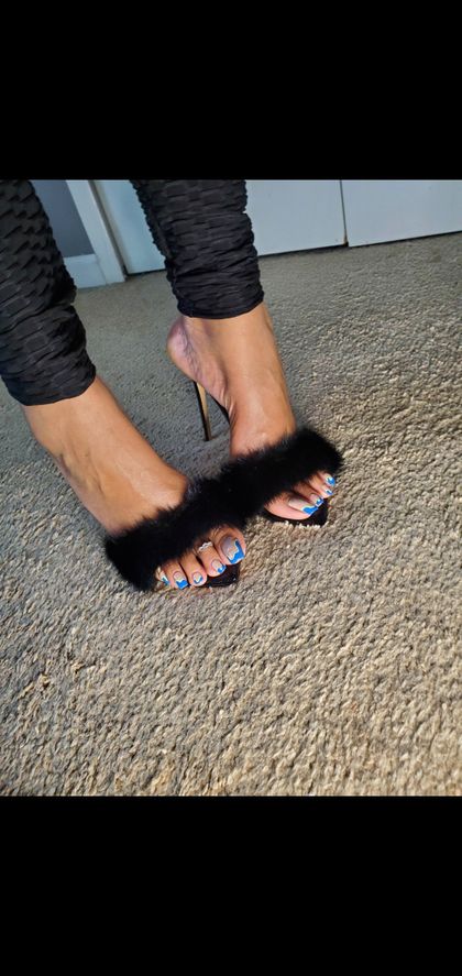 thedcfootqueen1.0 OnlyFans picture
