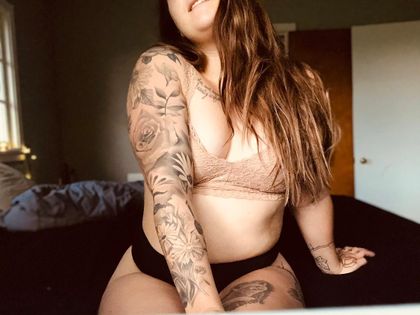 younggmilff OnlyFans picture