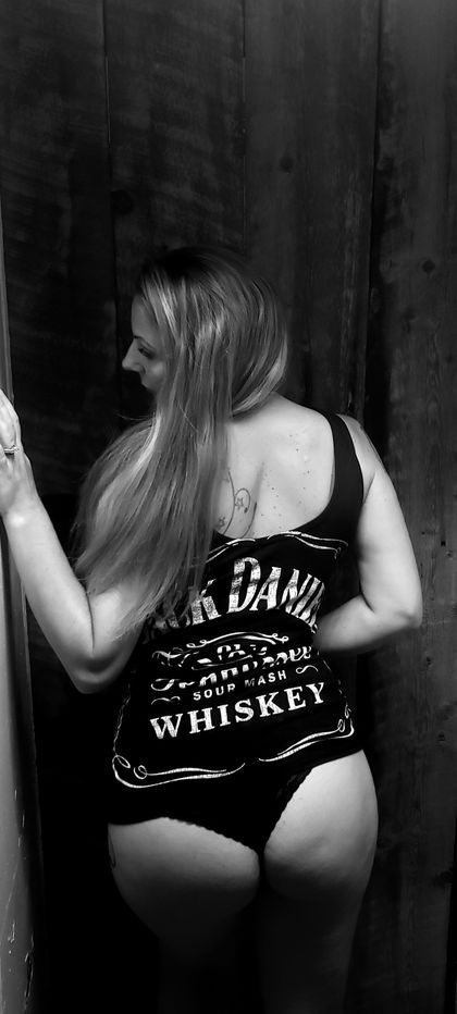 countrymommas OnlyFans picture