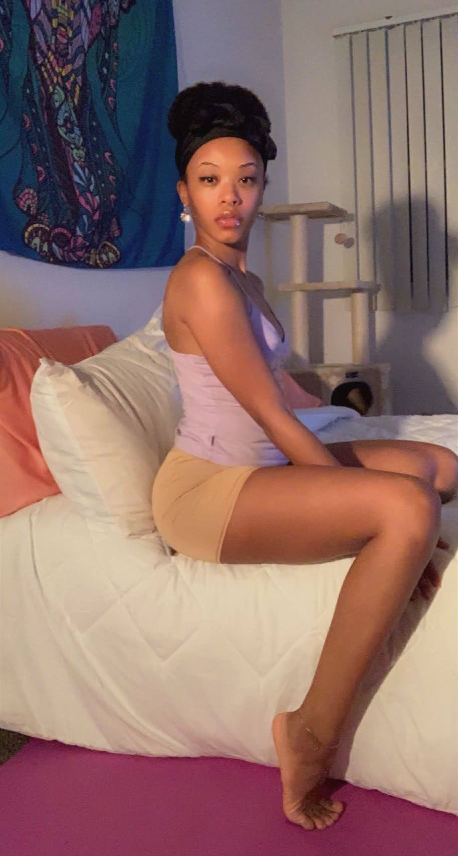 adorahv OnlyFans profile picture