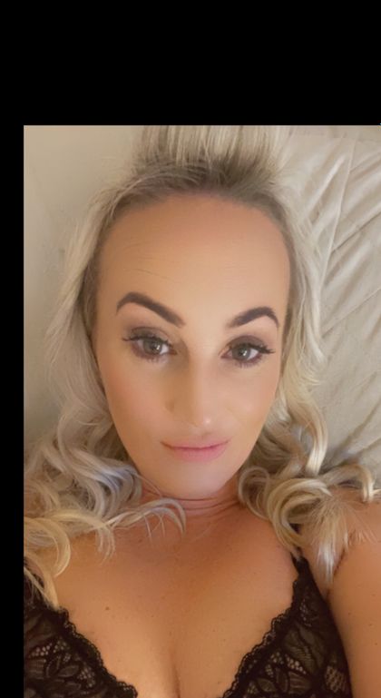 ladylopez83 OnlyFans picture