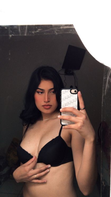 hollyhots OnlyFans picture