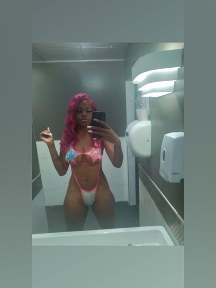 darealbellab OnlyFans picture