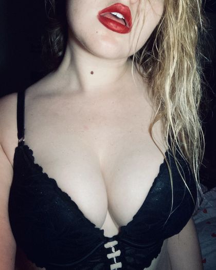corrinebbay OnlyFans picture