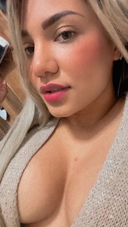 sofihot69y OnlyFans picture