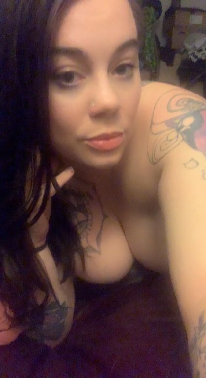 lonelyraven OnlyFans picture