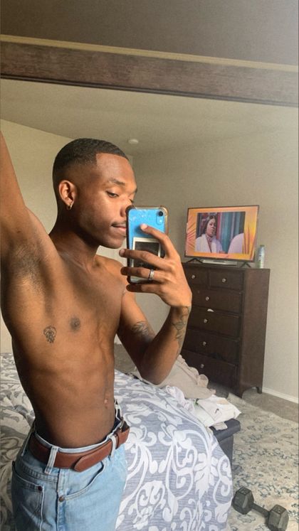 carzzell OnlyFans picture