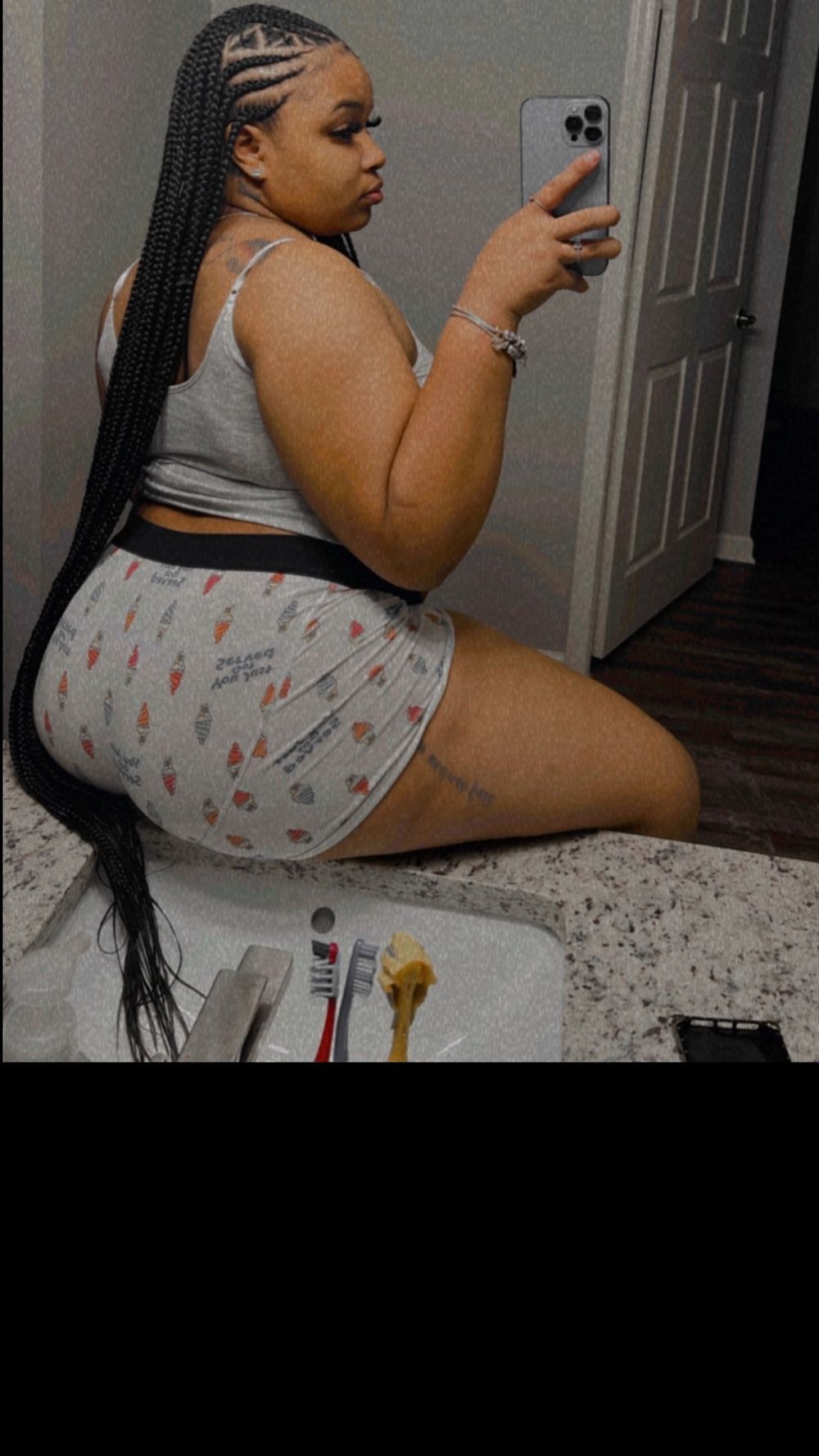 lovingredddd OnlyFans profile picture