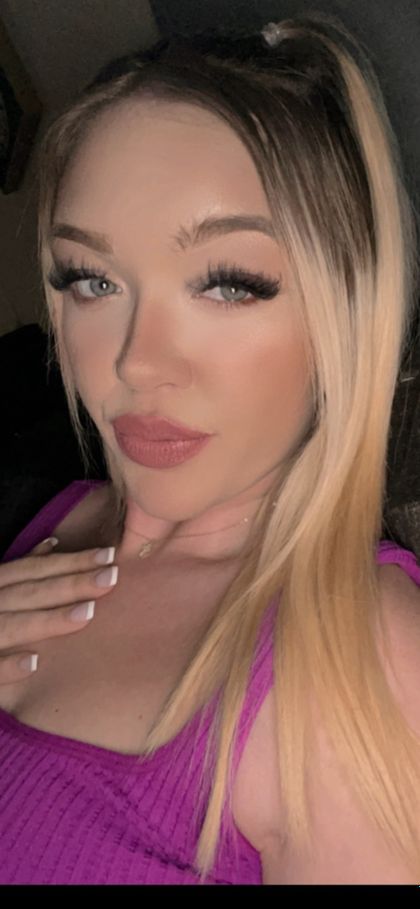 mandieeethemiiilfff OnlyFans picture