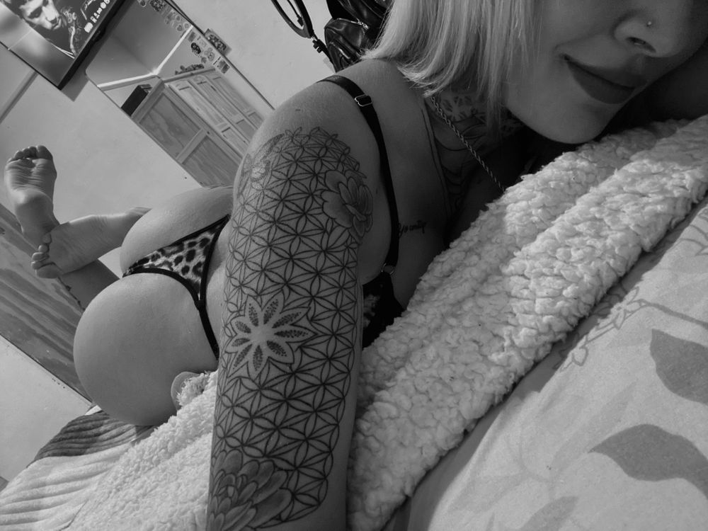 blondee77 OnlyFans profile picture