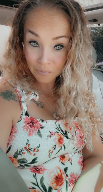 xo_shana_xo OnlyFans - Free Trial - Photos - Socials FansMetrics