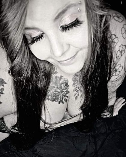karinamarxo23 OnlyFans picture