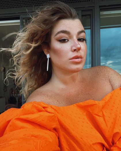 allietheolive OnlyFans picture