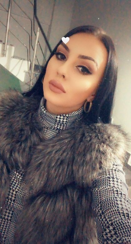 andreeacarmencurcudel OnlyFans picture