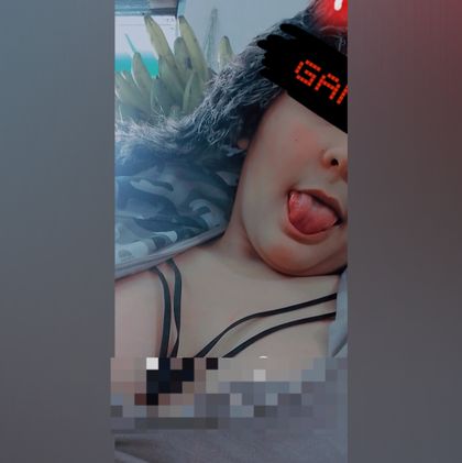 petitepleasure22 OnlyFans picture